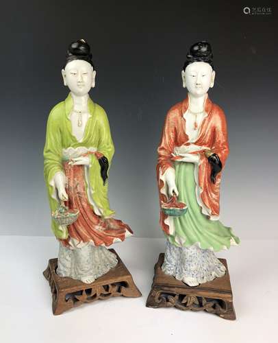 PAIR OF PORCELAIN  FIGURES OF MEIREN