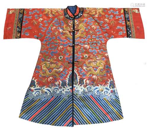 CHINESE EMBROIDERED SILK `DRAGON' ROBE