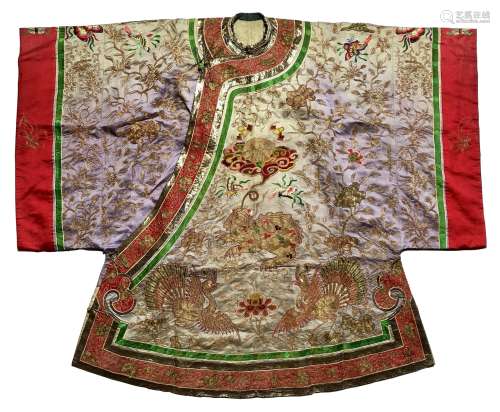 CHINESE EMBROIDERED SILK JACKET