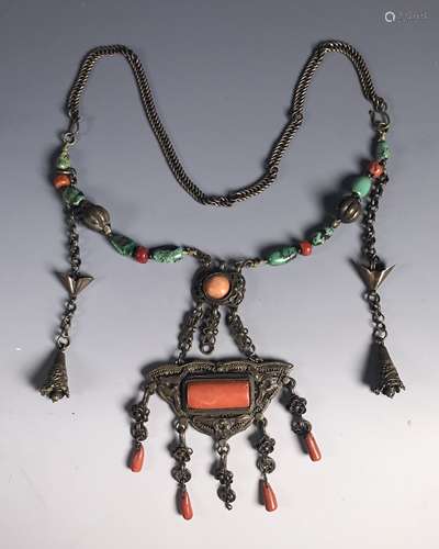 SINO-TIBETAN CORAL AND SILVER NECKLACE