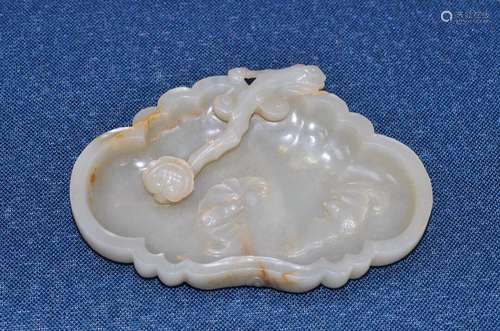 FINELY CARVE WHITE JADE RUYI BRUSH WASHER