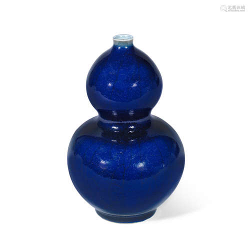 Qing Dynasty A blue-glazed double-gourd vase