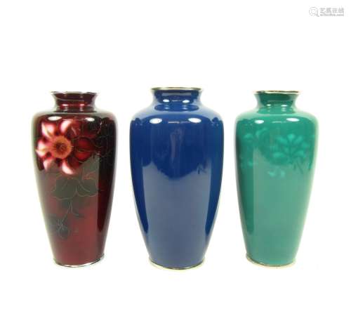 One by Ando, Taisho/Showa era Three cloisonné enamel vases