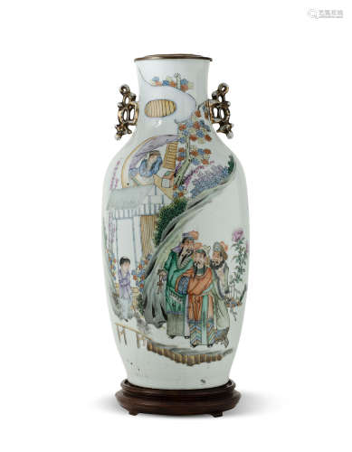 CHINE, XXe siècle  Grand vase balustre