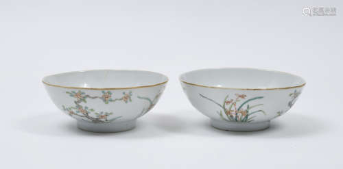 CHINE, XXe siècle  Paire de bols en céramique