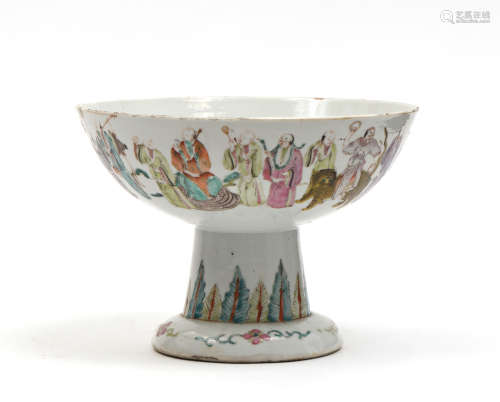 CHINE, XIXe siècle  Coupe en porcelaine