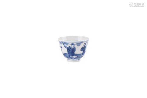 VIETNAM, XIXe siècle  Petite coupe en porcelaine ‘bleu de Hué’