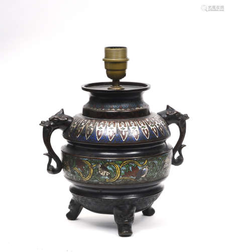 JAPON, vers 1900  Pot tripode en bronze et émaux cloisonnés
