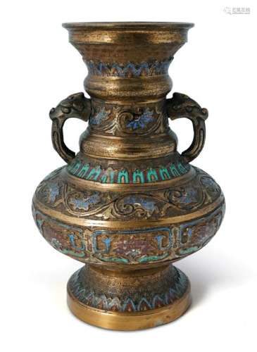 CHINESE QING PERIOD CLOISONNE ENAMELLED VASE