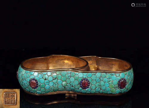 A TURQUOISE DECORATED BRONZE BRUSH WASHER