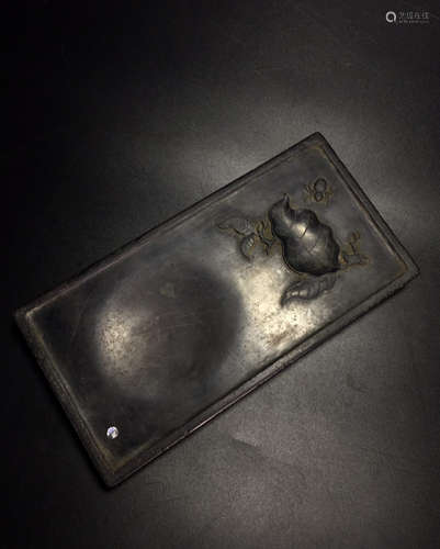 A SQUARE INK SLAB