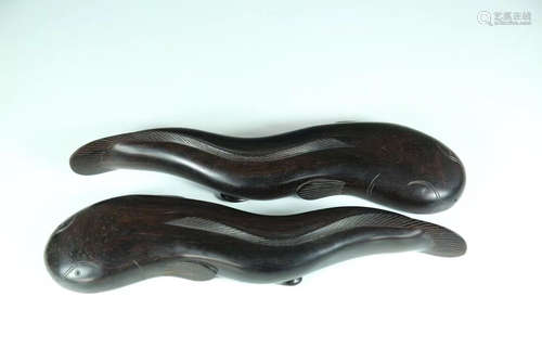 A FISH DESIGN ROSEWOOD PAPER WEIGHT