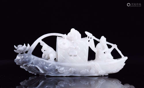 A BOAT DESIGN HETIAN JADE ORNAMENT