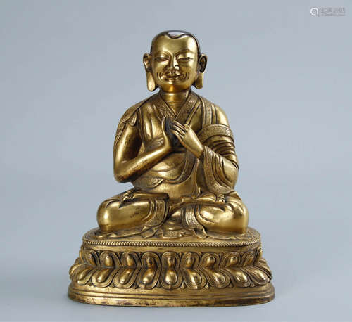 17-19TH CENTURY, A BUDDHA DESIGN GILT BRONZE FIGURE, QING DYNASTY