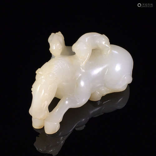 A HORSE DESIGN HETIAN JADE ORNAMENT