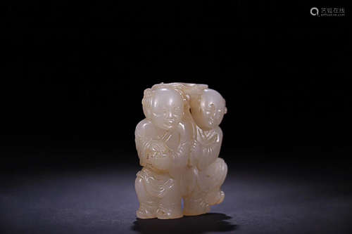 17-19TH CENTURY, A HETIAN JADE. QING DYNASTY