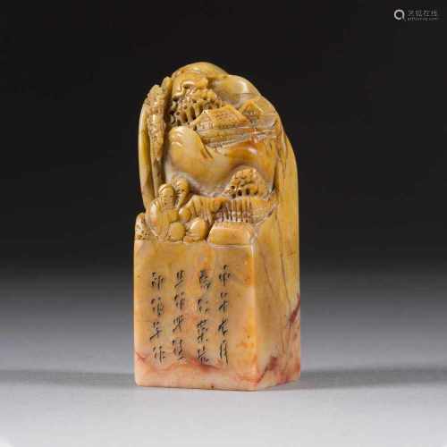 SIEGEL China, wohl 20. Jh. Shoushan-Stein, geschnitzt. H. 8,5 cm. Bez. 'Bonian yuo'. Siegel: 'Wo