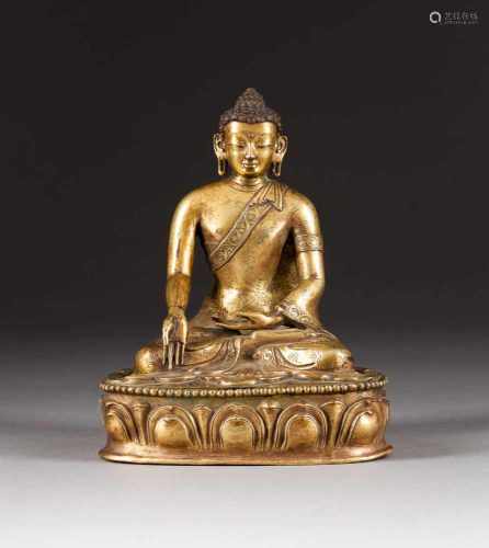 SHAKYAMUNI AUF LOTOSTHRON Tibet, Ming-Dynastie Bronze, feuervergoldet, Durchbrucharbeit. H.19,7cm,