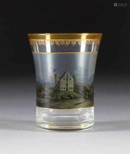 BECHER MIT DER ANSICHT VON SCHLOSS ROSENAU BEI COBURG Deutsch, um 1830 Farbloses Glas, part. gelb