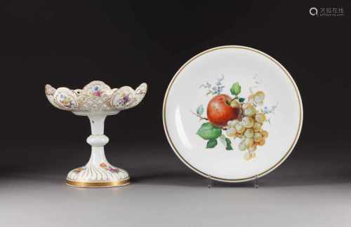 AUFSATZSCHALE UND WANDTELLER 'MEISSEN' Deutsch, Meissen, 20. Jh. Porzellan, polychrome Malerei,