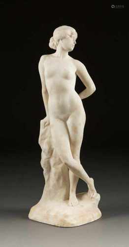 ERNST SEGER1868 Neurode - 1939 BerlinGrosse Figur 'Die Badende' Alabaster. H. 78 cm. Auf dem