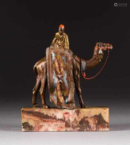 WIENER BILDPLASTIKERTätig im 20. Jh.Orientalischer Teppichhändler auf einem Kamel