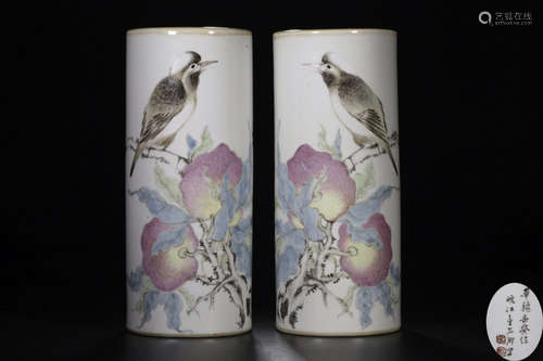 PAIR FAMILLE ROSE BIRD AND FLOWER PATTERN PEN HOLDER