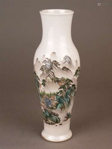 Baluster vase - China 20th century, all round Shan Shui landscape, inscription on the<br />reverse in Chinese calligraphy and artist's mark, red bottom mark ''Jiangxi Ciye Gongsi Chu Pin'', H.ca.26cm