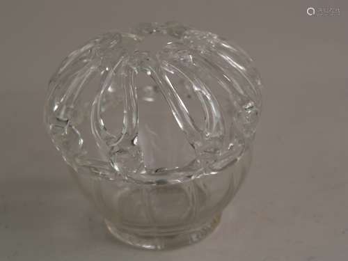 Blumen-/Potpourri-Schale - farbloses Glas,Boden mit Abriss,H/Dm.ca.13/12cm