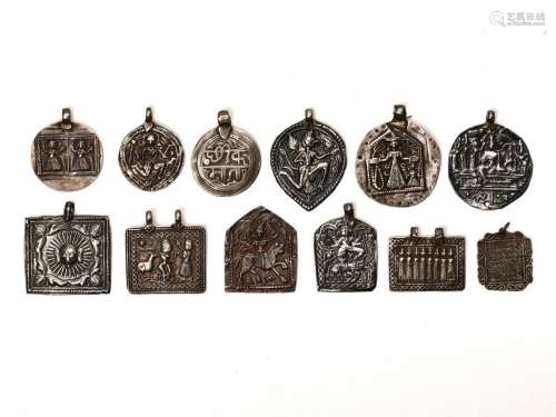 LOT WITH 12 SILVER AMULETS – INDIA 18th 19th CENTURY