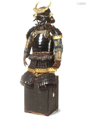 A RARE AND COMPLETE SAMURAI ARMOR WITH KABUTO