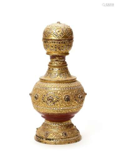 A BURMESE MANDALAY STYLE LACQUER GILT WOOD LIDDED VESSE…