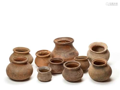 LOT WITH TEN AYUTTHAYA CLAY VESSELS – 13th – 15th CENTURY