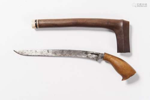 AN INDONESIAN DAGGER, 19TH TO FIRST HALF OF 20TH CENTURY