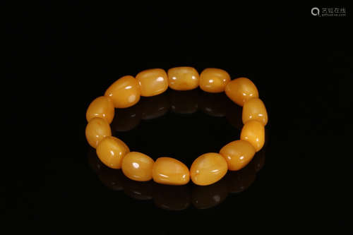 AN AMBER BRACELET