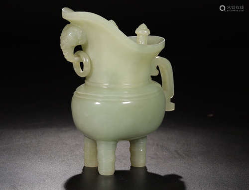 A HETIAN YELLOW JADE ELEPHANT SHAPED EAR CUP