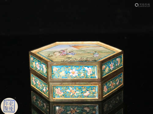 A BRONZE CASTED CLOISONNE GLAZE FLORAL PATTERN BOX