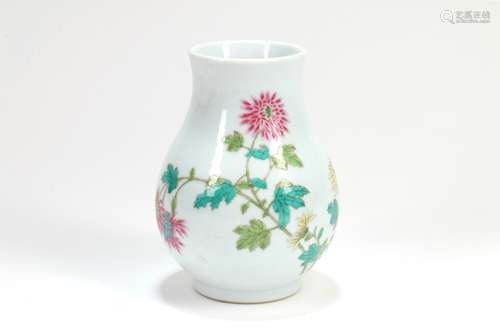 Chinese Famille-Rose Porcelain Vase