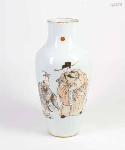 Chinese Famille-Rose Porcelain Vase