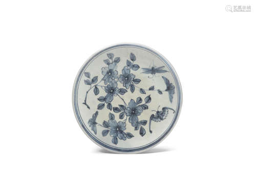 Joseon dynasty (1392-1897), 19th century A Small blue and white porcelain dish