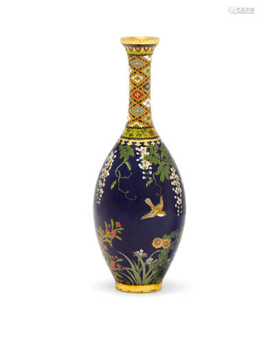 A small cloisonné-enamel vaseMeiji era (1868-1912), late 19th century Namikawa Yasuyuki (1845-1927)