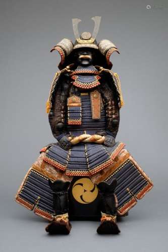 Impressionnante armure de guerrier ōyoroi  munie d…