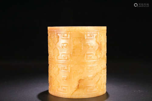 17-19TH CENTURY, A FLORAL PATTERN HETIAN JADE BRUSH POT, QING DYNASTY