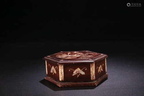 191-1949, A LANDSCAPE PATTERN ROSEWOOD JEWELLY BOX, THE REPUBLIC OF CHINA