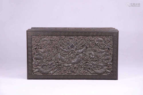 17-19TH CENTURY, A DRAGON DESIGN ROSEWOOD BOX, QING DYNASTY