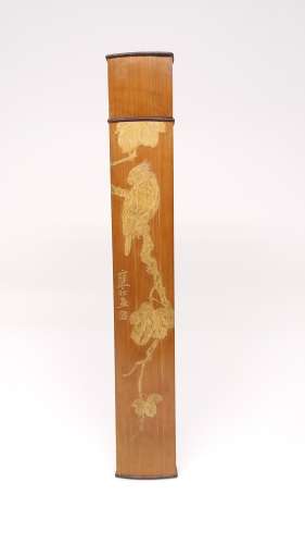 竹雕鸚鵡香盒(江寒汀款)