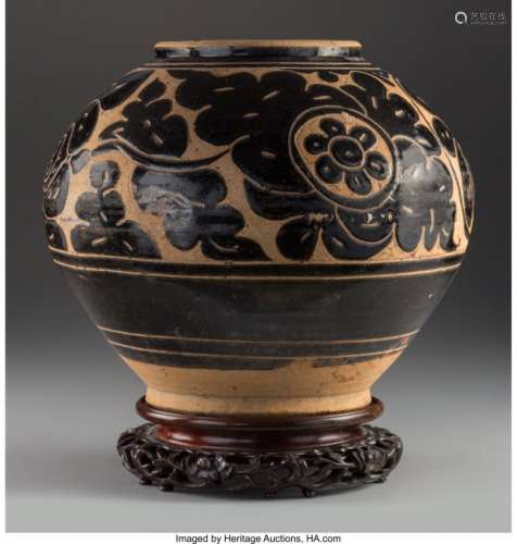 78133: A Large Chinese Slip-Cut Cizhou Stoneware Jar on