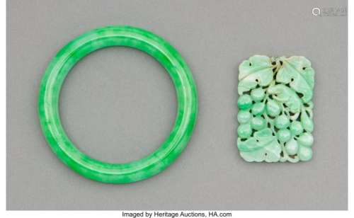 78084: A Chinese Jadeite Bangle and Squirrel and Grapes