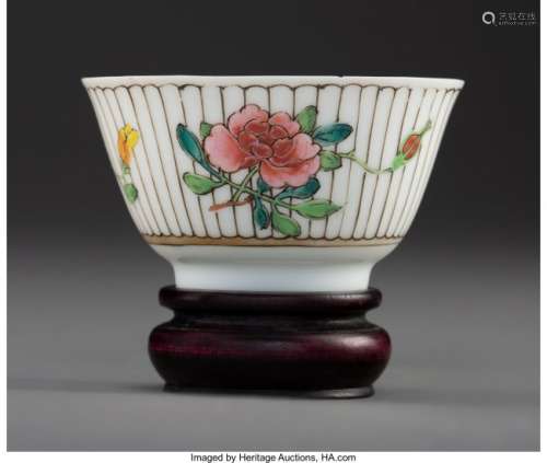 78163: A Chinese Enameled Porcelain Wine Cup, Qing Dyna