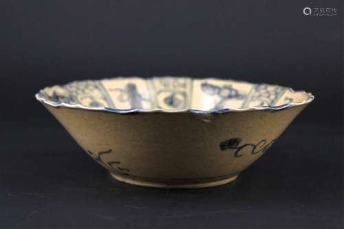 Chinese Qing Porcelain Bowl